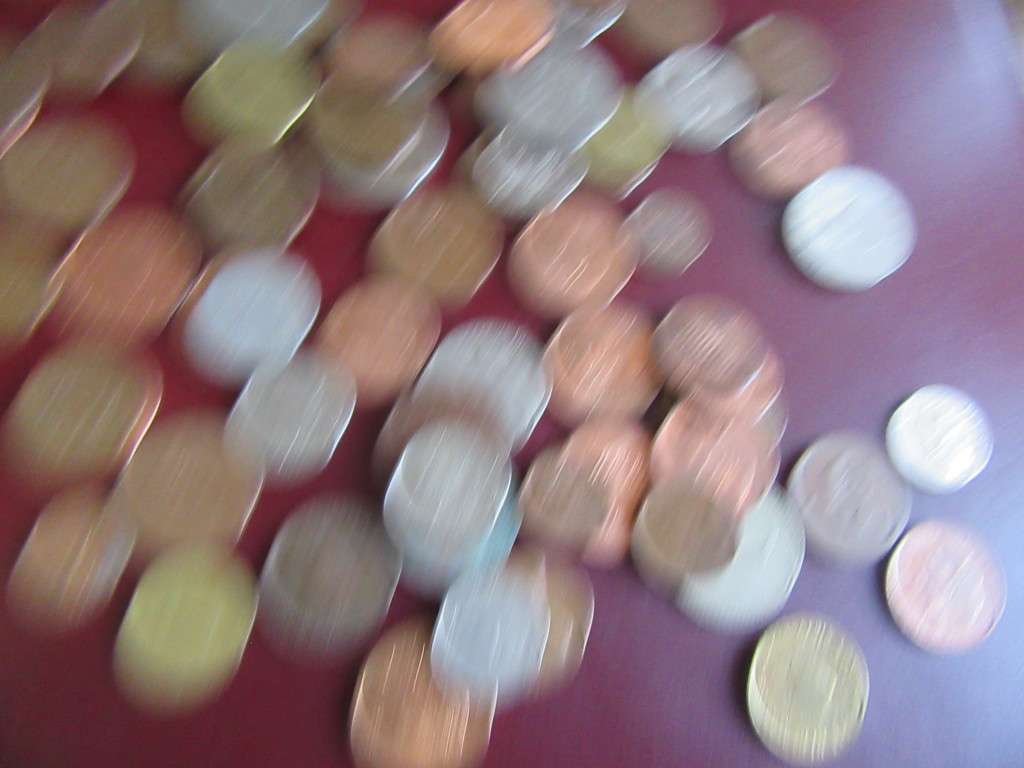 BARGAIN BOX - 250 UNSORTEDCOINS - GOOD START FOR A BEGINNER -  - C2 - BID PER COIN