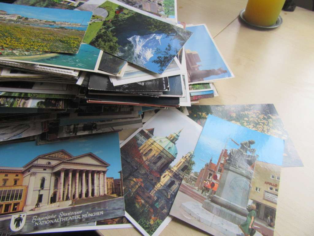 GOOD SELECTION OF NEW AND USED POST CARDS 260- BID PER CARD - LOCAL AND OVERSEAS