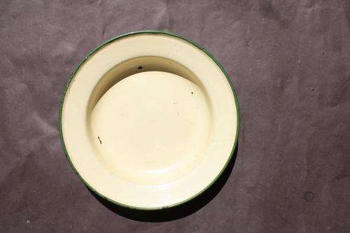VINTAGE ENAMEL SOUP DISH - GREEN RIM - 220 MM DIAM. - 35 MM HIGH