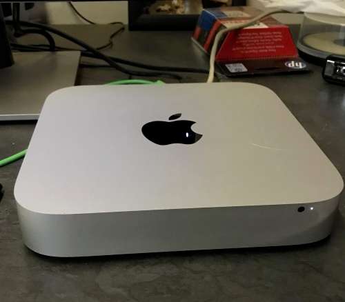Mac Mini (2015 release) - 2.6 Ghz i5, 8GB Ram