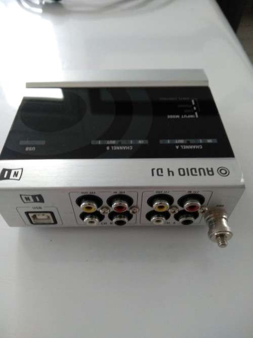 2 x Vestax PDX2000 Turntables, Gemini 626 Pro, 2 x Ortofon catridges and Audio4 DJ