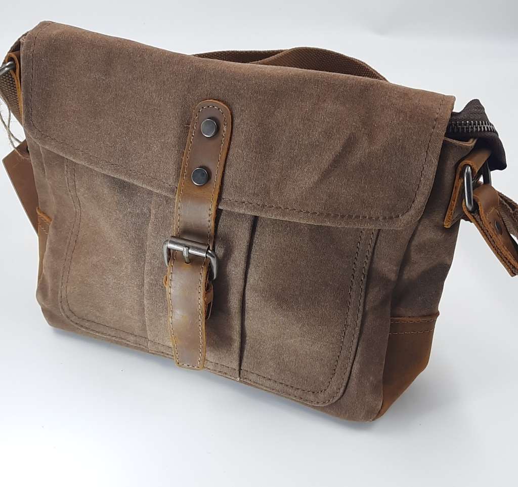 SUPER NICE CANVAS BAG WITH LEATHER TRIMS IN BROWN!BY VIVACE