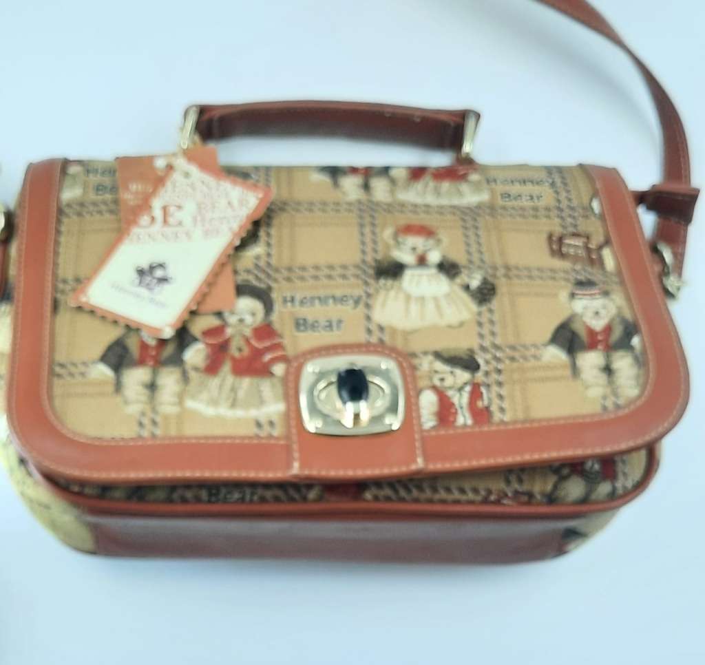 ##cute##HENNEY BEAR MESSENGER BAG!! IN BROWN