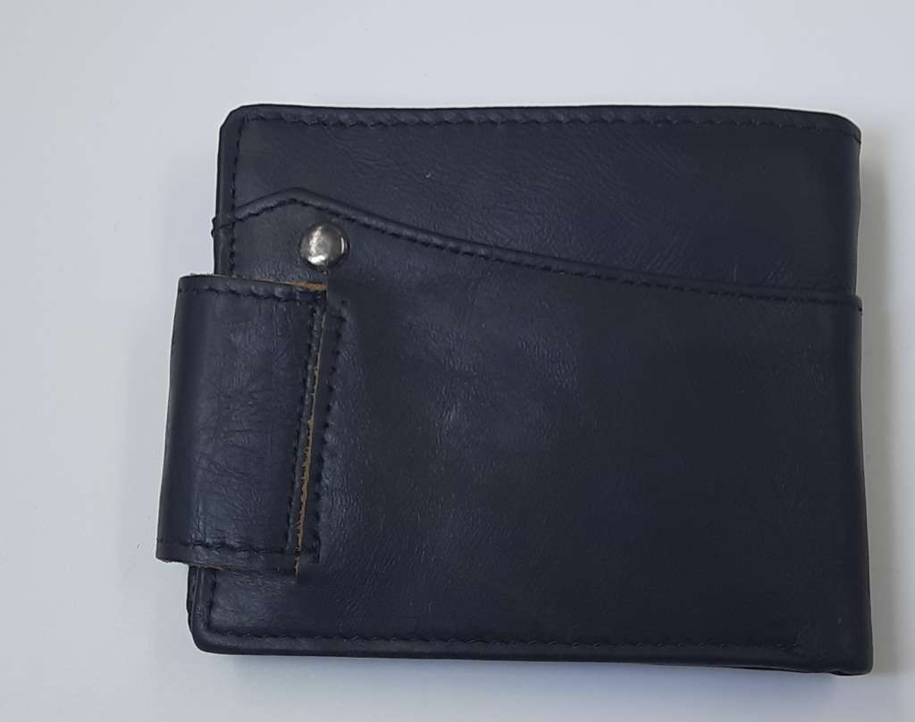 Genuine leather wallet by CAMEL MOUNTAIN##in BLACK##