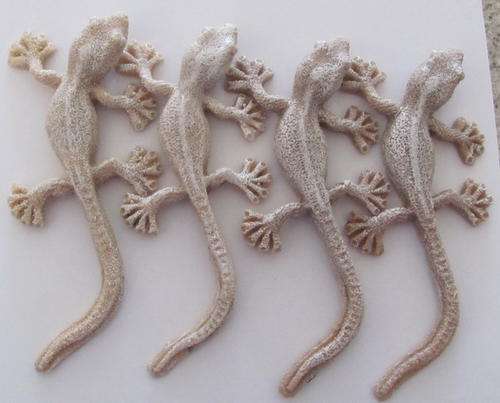 GECO SET OF 4 in beige with double sided tape!indoors or out!