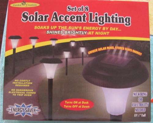 SET OF 8 SOLOAR LIGHTS!!!
