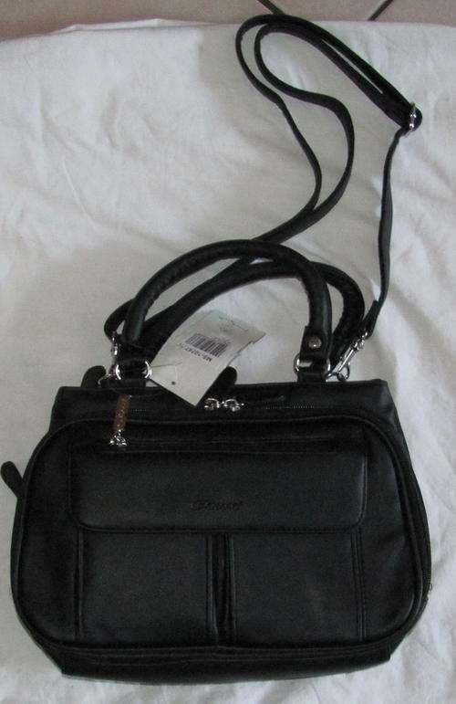 UTILIITY BAG BY ROSSI.very convenient and very usefull.