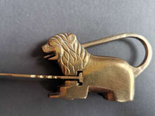 Antique Brass Chinese Foo Dog Padlock with Key