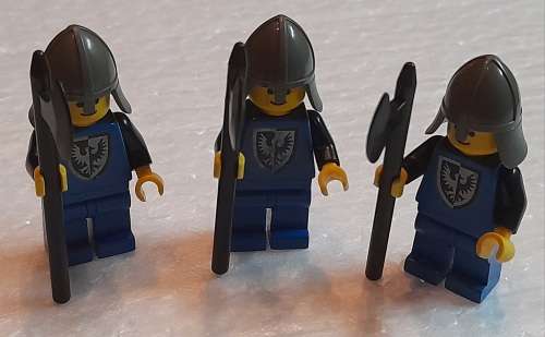 Vintage Lego Mini figures Guards lot