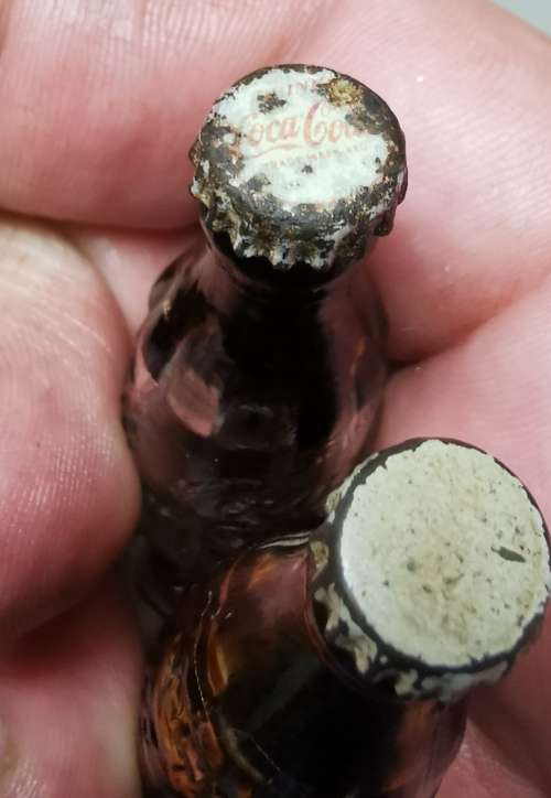 2x Vintage Coca-Cola Mini bottles