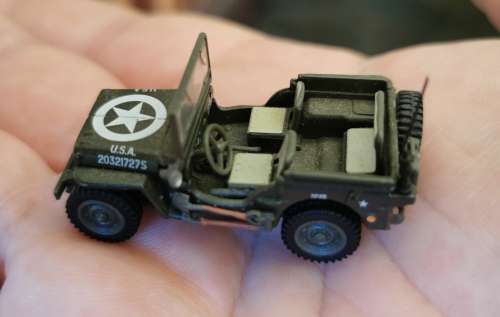 *Crazy R1 Auction* Small High detailed Army Jeep