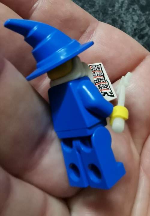 *Crazy R1 Auction* Vintage LEGO Wizard Mini figure