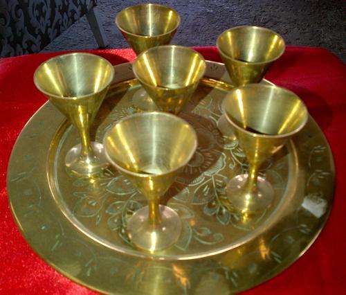 Copper Plate with 6 Glasses