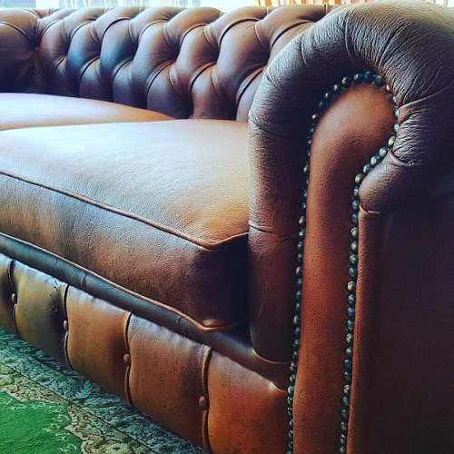 Full genuine leather CHESTERFIELD couches since 2007