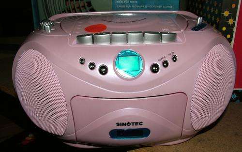 SINOTEC : cd with am/fm stereo cassette recorder PC-7052P (k) : USED AS DISPLAY