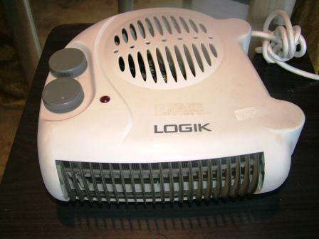 LOGIK  Fan Heaters Black 2000w