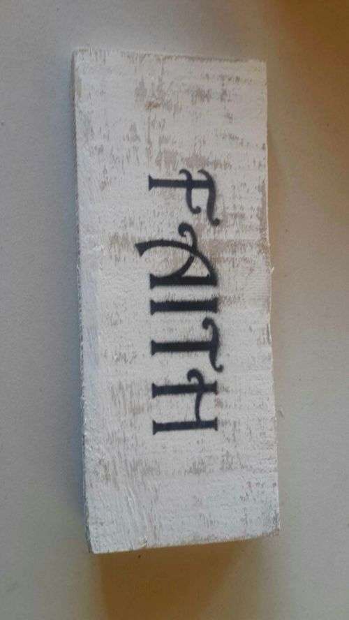 Stunning wood word boards...decor!! As per pic