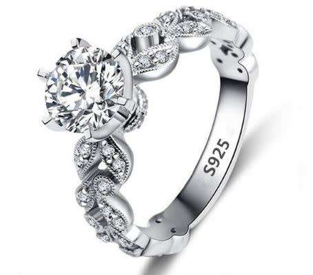 STERLING SILVER 925 RING (size 7)