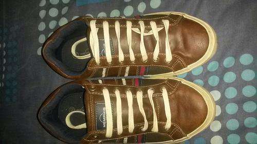 Brown Memphis shoes size 8 - Good condition