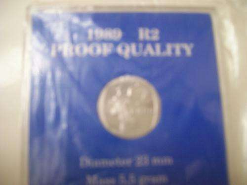 R2 1989 PROOF QUALITY