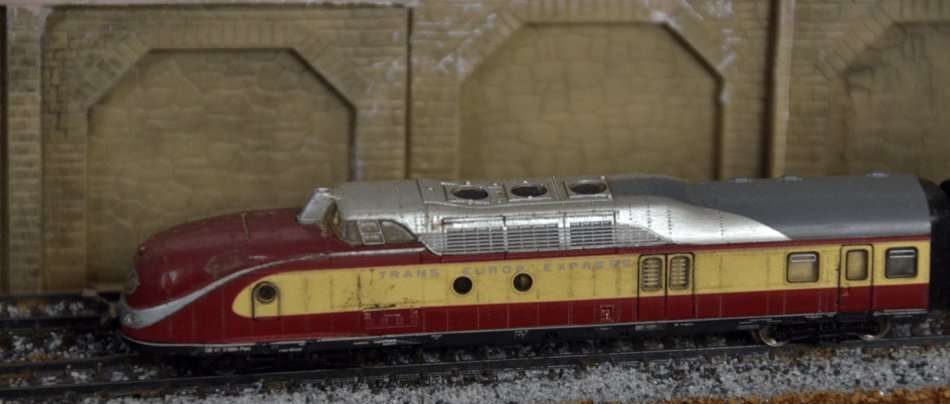 ROCO TEE 4 part Trainset