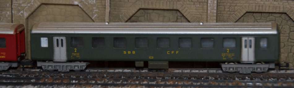 Swiss passenger coaches (set of 3)