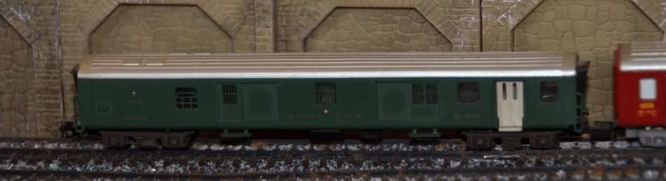 Swiss passenger coaches (set of 3)