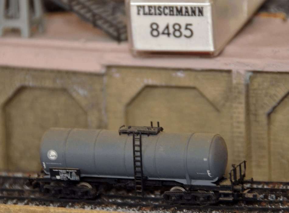 Convolut of various oil wagons