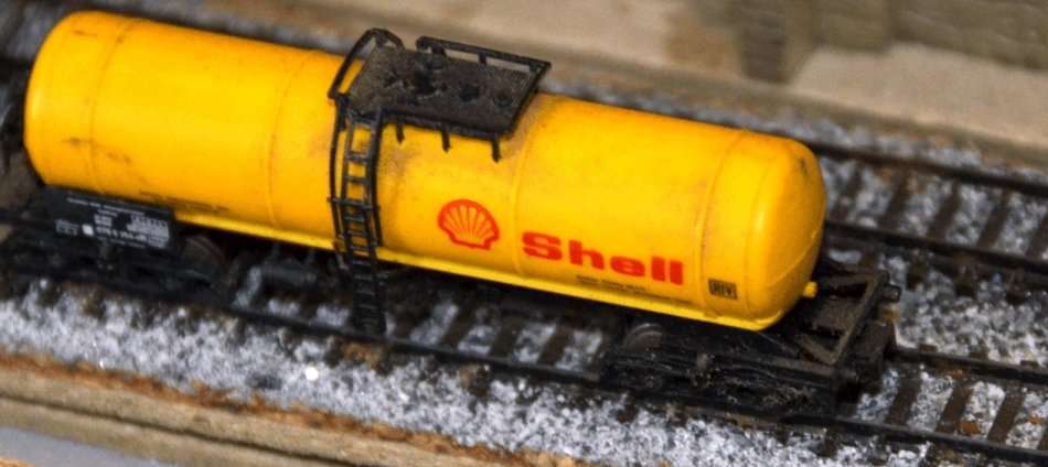 Convolut of various oil wagons