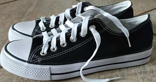 MULTI COLOR CANVAS SNEAKERS