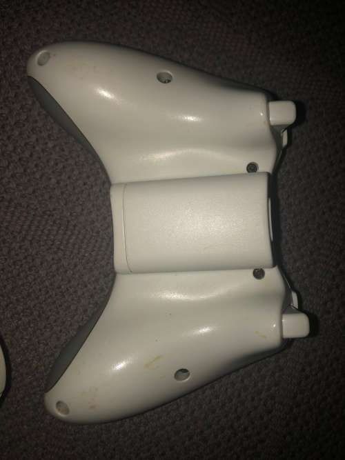 2 x Xbox 360 Wireless Controller Original White