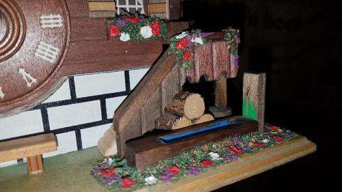 Beautiful Swiss Chalet Cuckoo Clock