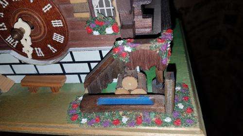 Beautiful Swiss Chalet Cuckoo Clock