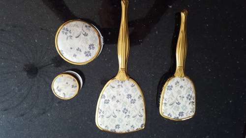 Mid 1900's Woman's Grooming set.