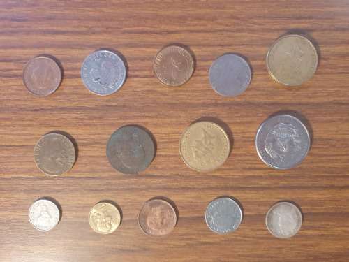 Potluck 14 coins different countries different denominations