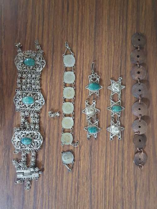 Old 1900s miscellaneous antique jewelery pieces