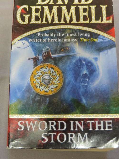 David Gemmel. Sword in the storm.