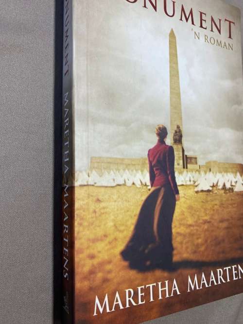 Monument.  Maretha Maartens.