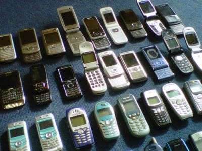 Bulk Lot of Cellular phones for repair or spares