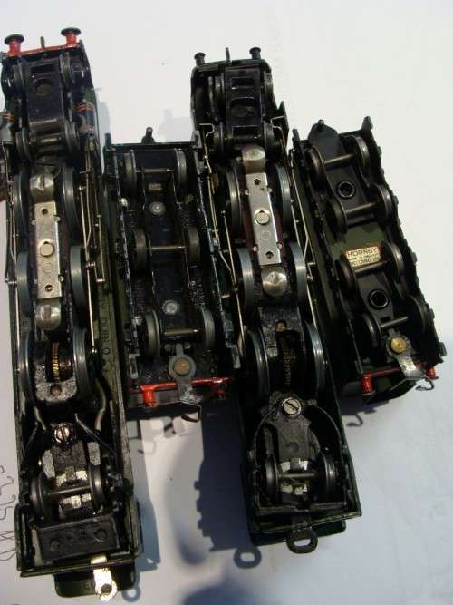 Hornby Dublo 3 rail items.