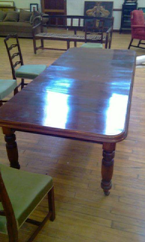 MAHOGANY VICTORIAN 10 SEATER TABLE