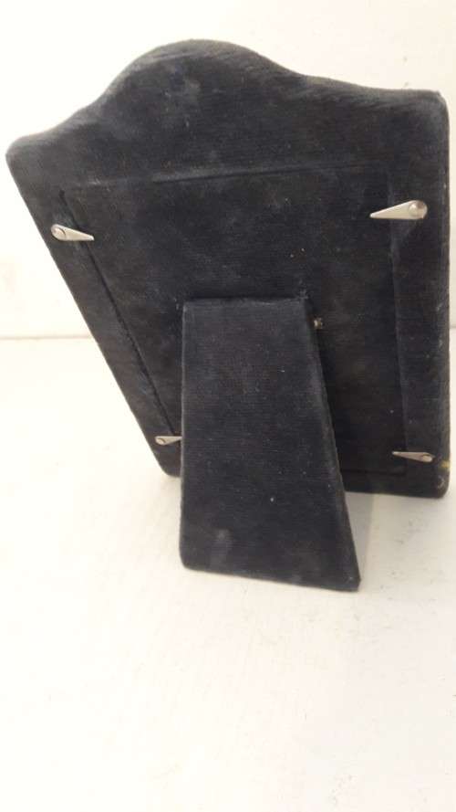 Hallmark Silver Ribborn Pattern Photograph Frame