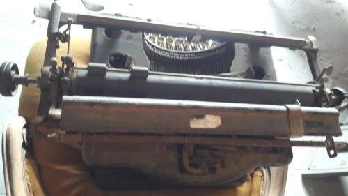 Remington Number 12 Typewriter in carry box