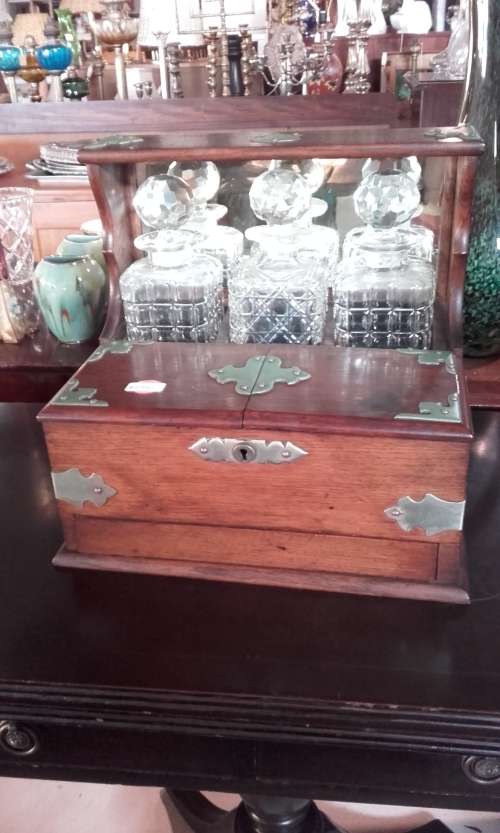 Oak Brass hinged with Decanters Cigar box and hidden drawer, Tantalus Cabinet