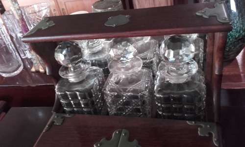 Oak Brass hinged with Decanters Cigar box and hidden drawer, Tantalus Cabinet