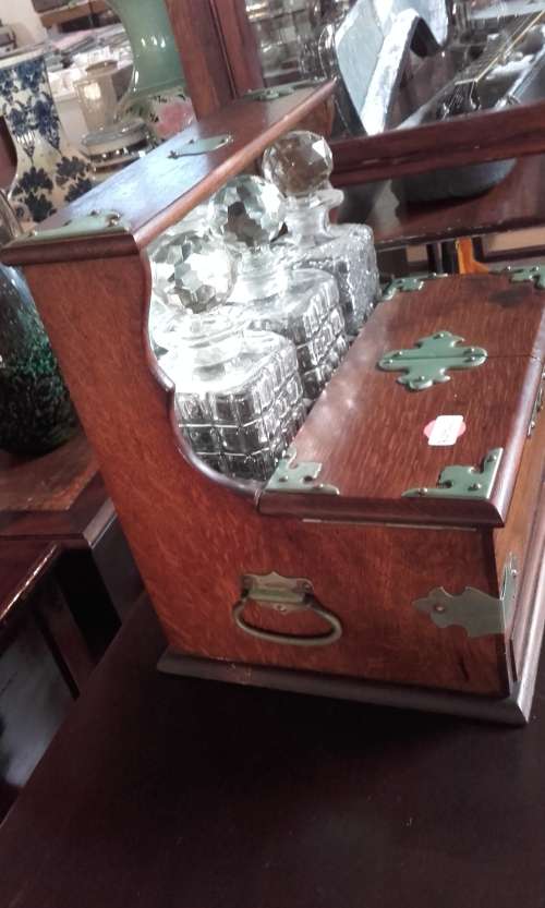 Oak Brass hinged with Decanters Cigar box and hidden drawer, Tantalus Cabinet