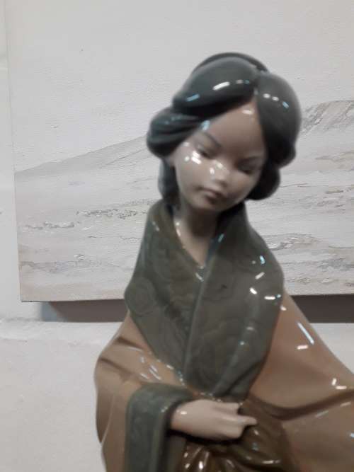 Lladro NAO Japanese Geisha Mother and Child Figurine