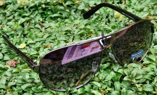 Stunning Pilot Style Dark Glasses With a 400 UV protection