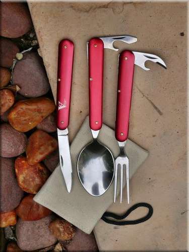 Strong eating set for camping and traveling and all in 420 stainless steel