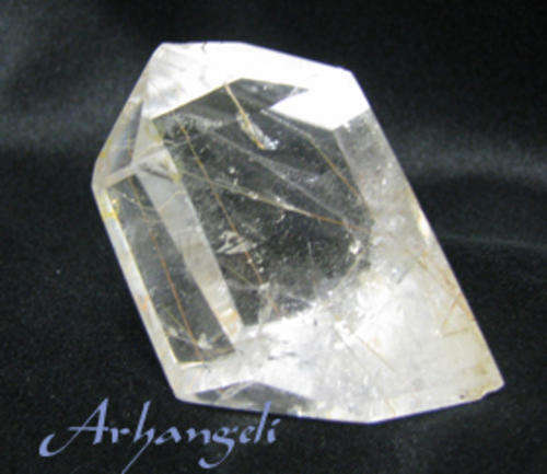 RUTILATED QUARTZ POINT